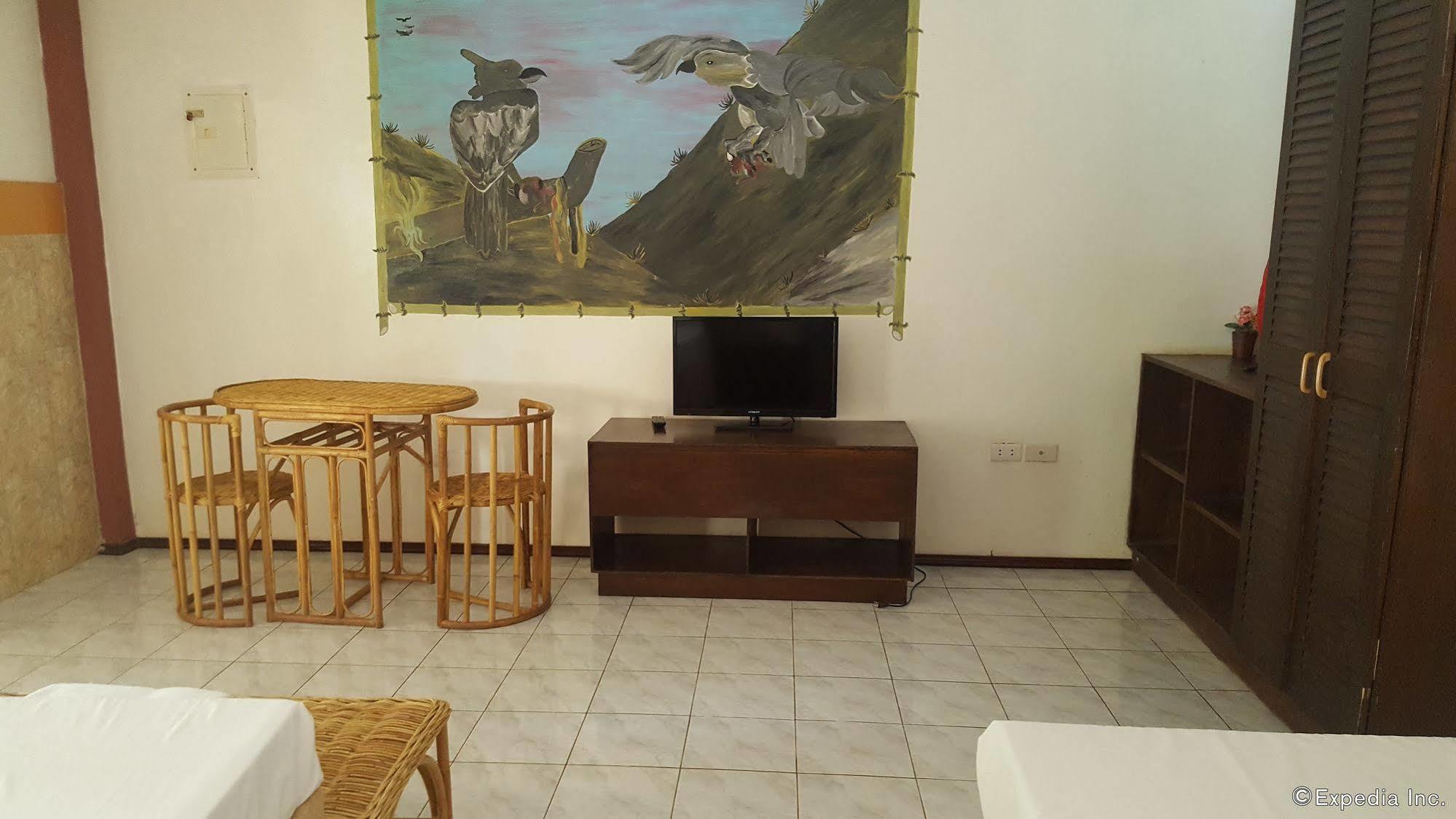Lucbuan Cooper'S Beach Resort מראה חיצוני תמונה